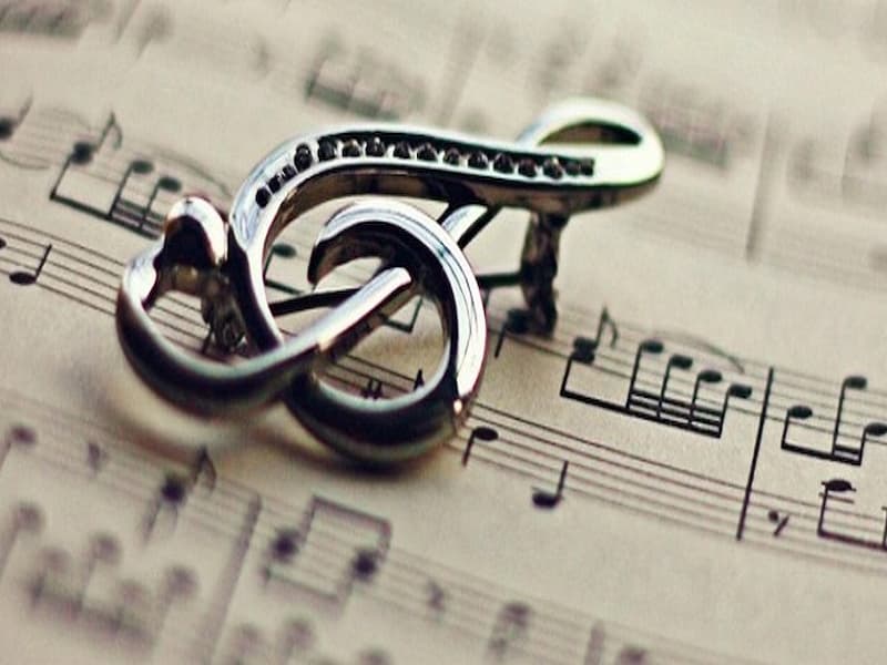 Âm nhạc đem lại cho con người nhiều cảm xúc 